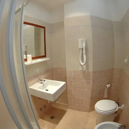 Hotel D'annunzio 2*